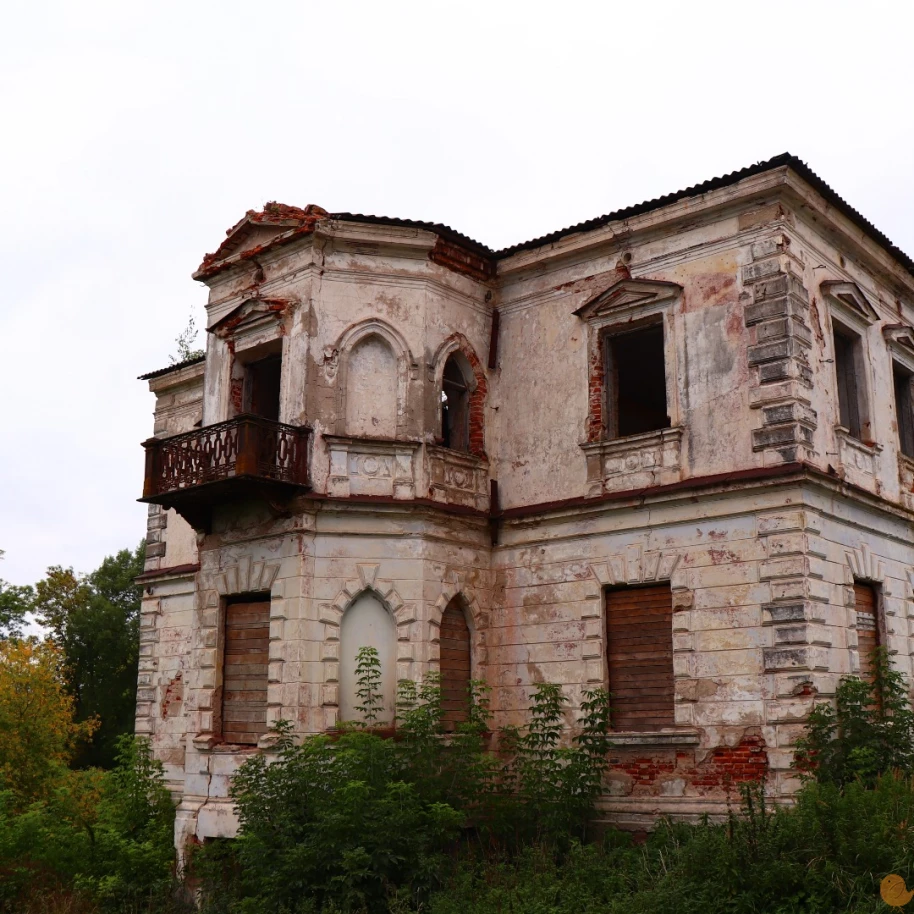 Усадьба панского рода Мокрицких (Макшицких) в посёлке Высокое. - MeTravel